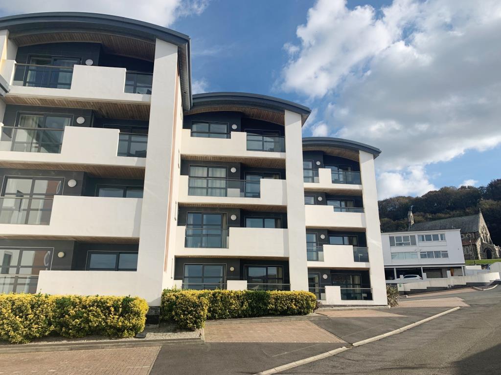 Lot: 53 - HOLIDAY APARTMENT FOR INVESTMENT - Front Elevation
